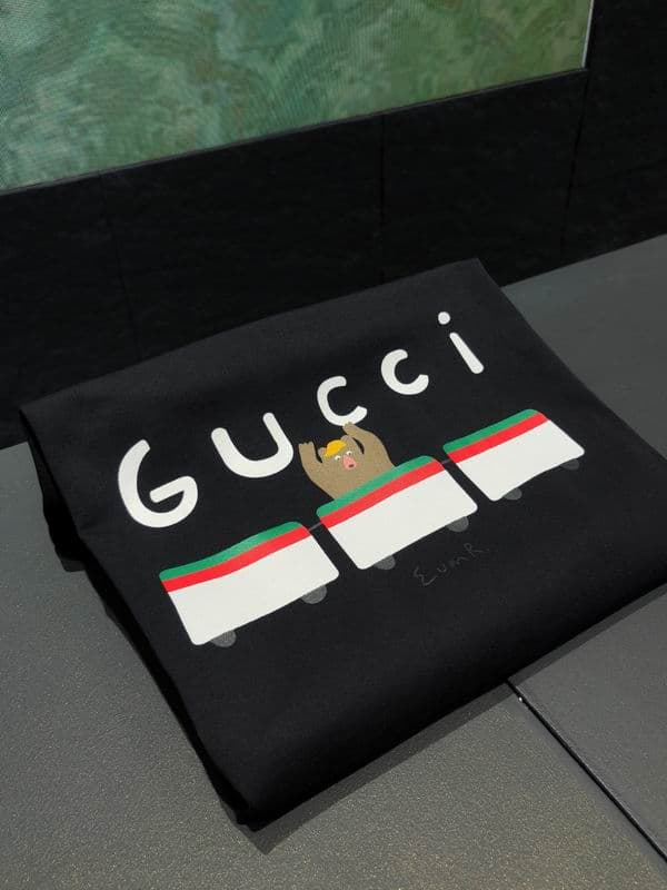 Gucci KCTR522 10
