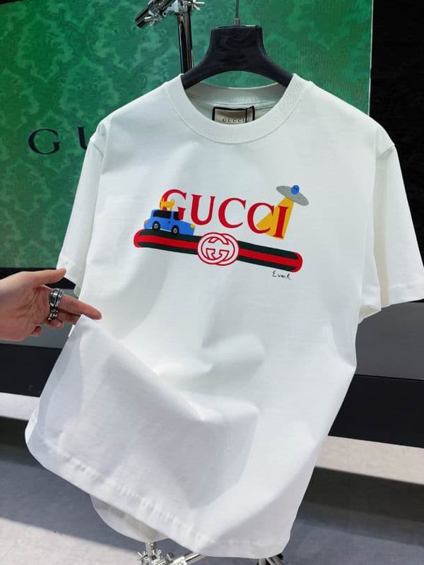 Gucci KCTR523 4