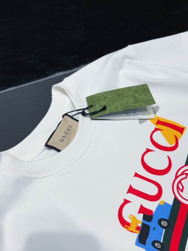 Gucci KCTR523 9