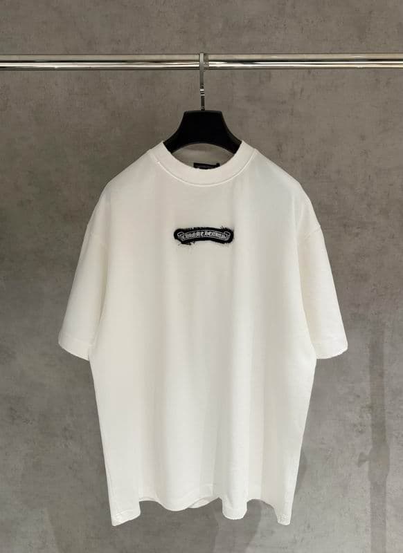 LV Saint TS thumbnail 3