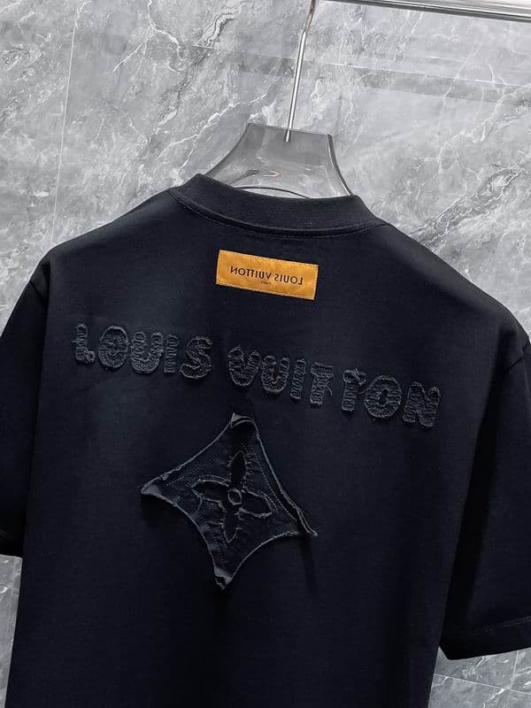 LV TS 3D thumbnail 10