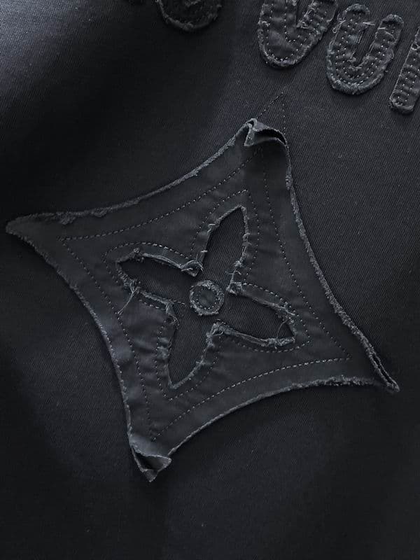 LV TS 3D thumbnail 13