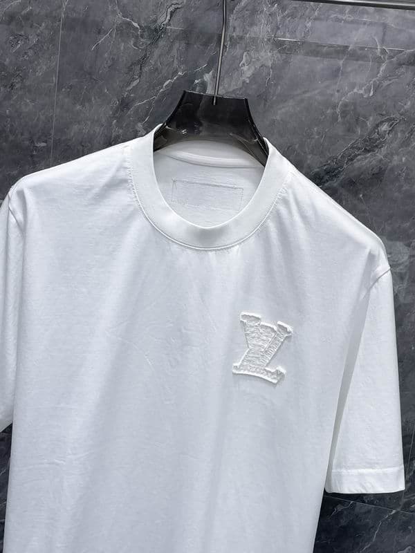 LV TS 3D thumbnail 15