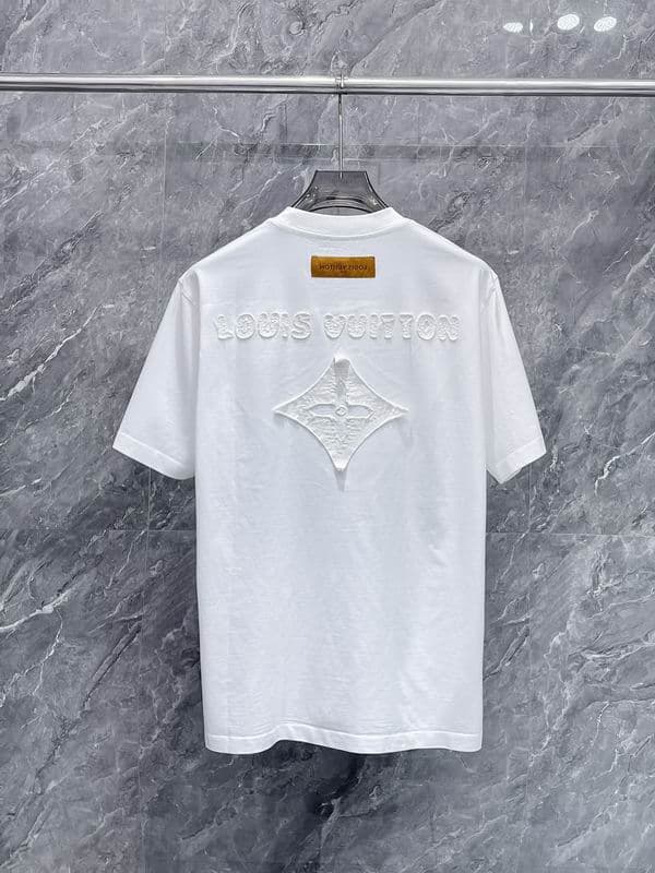 LV TS 3D thumbnail 4