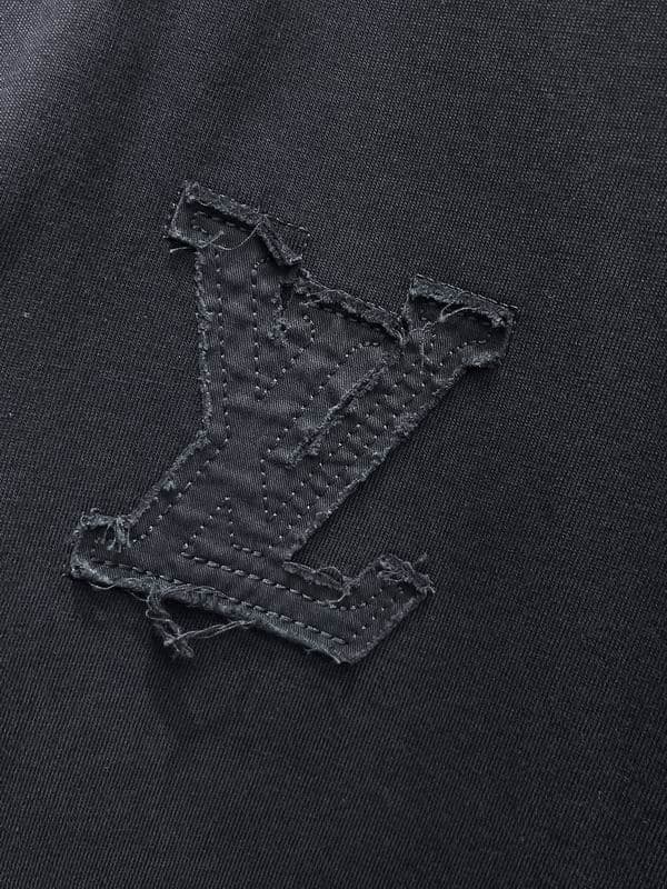 LV TS 3D thumbnail 8