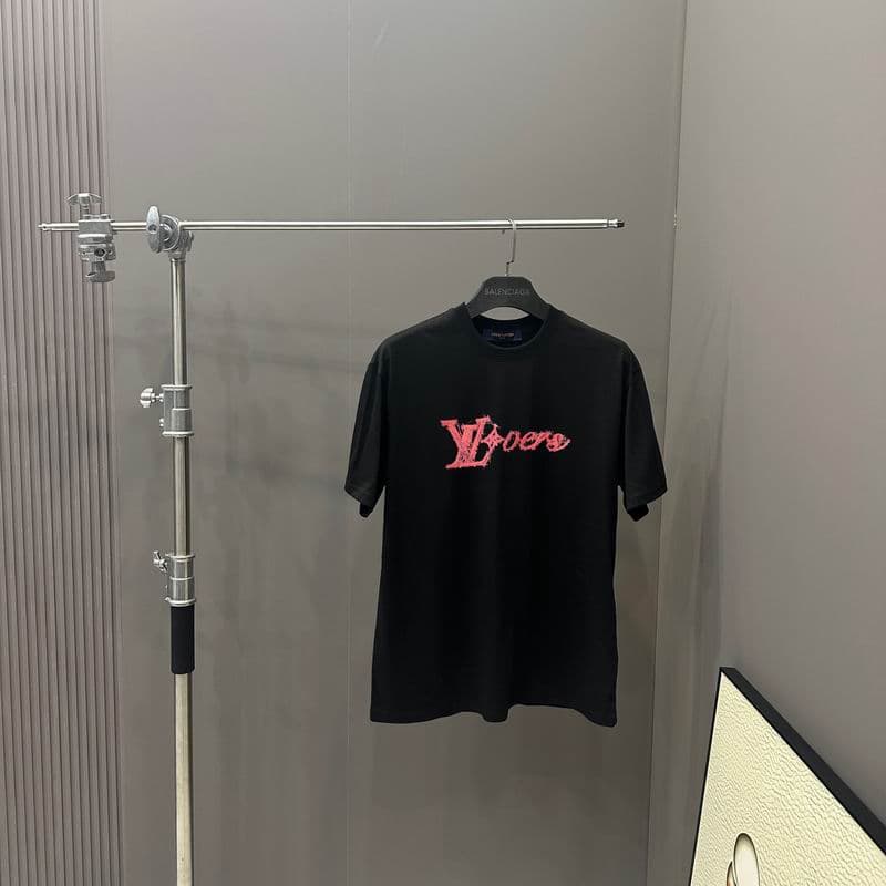 LV TS Back Logo thumbnail 12