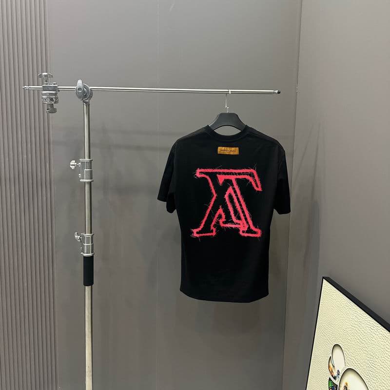 LV TS Back Logo thumbnail 14