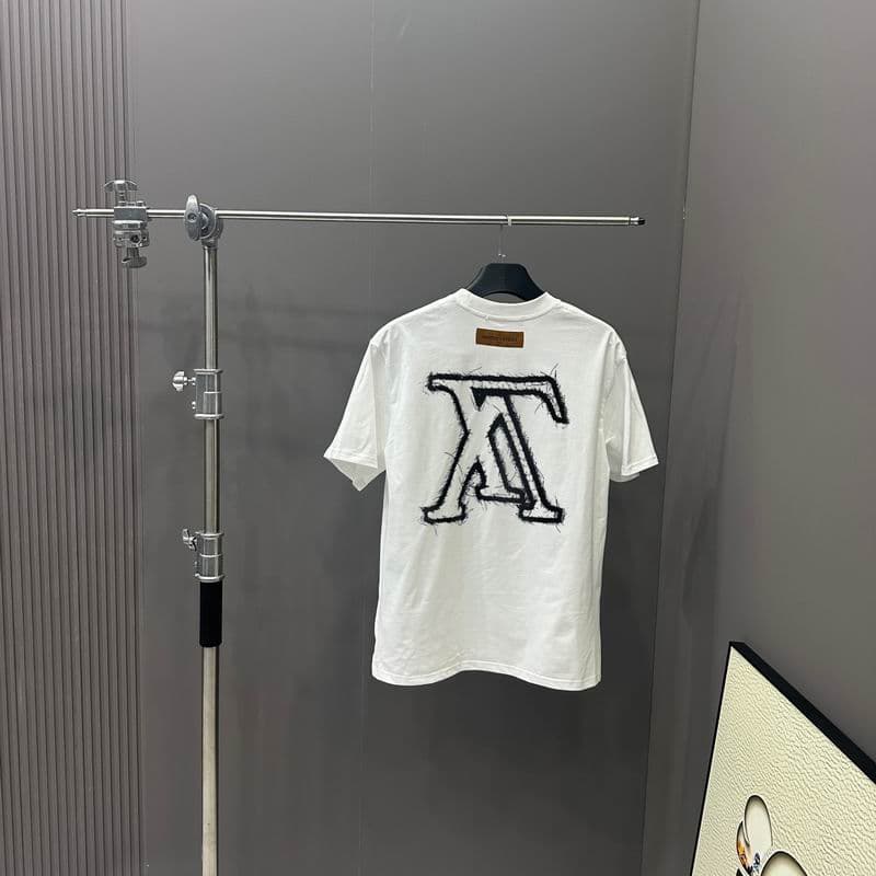 LV TS Back Logo thumbnail 18