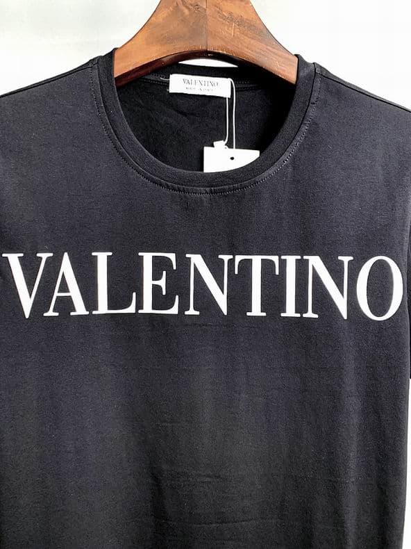Valentino 1M01 4